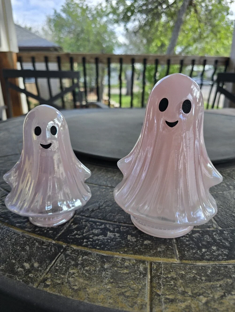 Iridescent Pink Ghost Halloween Table Decor Set - Home Party Supplies